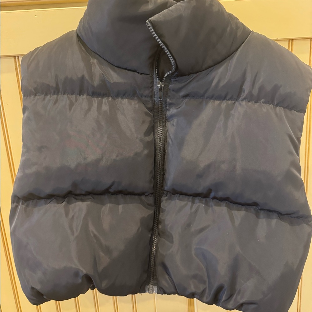 SHEIN cropped Puffer Vest